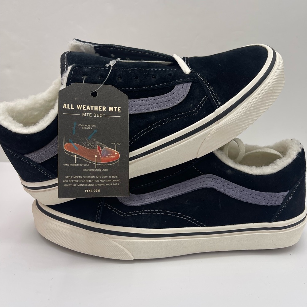 Vans WMNS Vans Old Skool Mte
(Mte) Nubuck/Black Sneakers Sherpa Foux
VN0A348FI2J